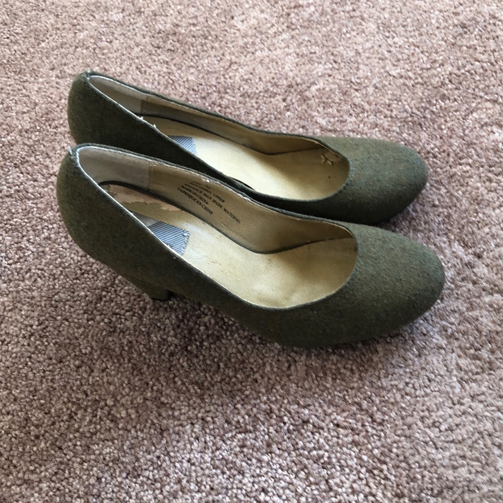 Urban Outfitters Heel